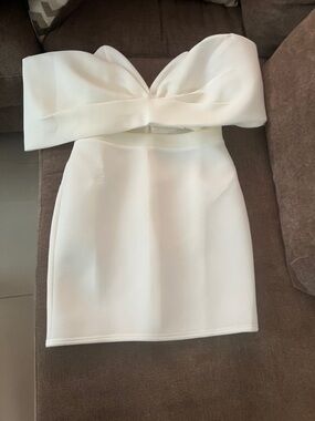 NWT Blue Blush off the shoulder bow dress